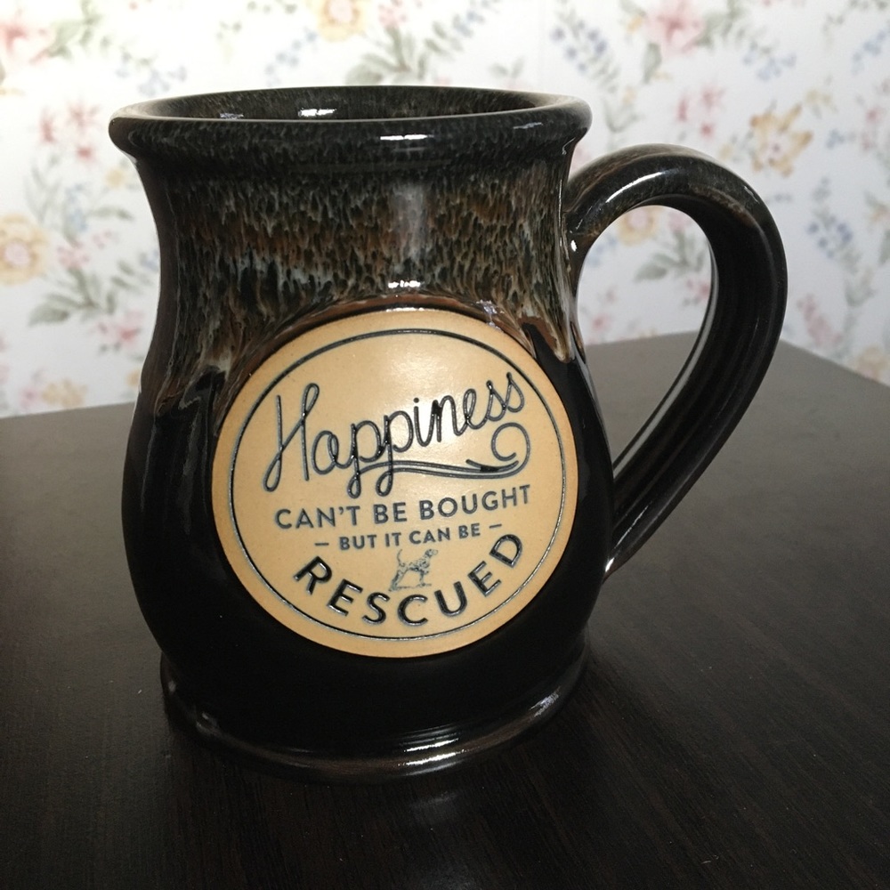 BNWT Deneen Pottery Hand Thrown Mug- Rescue Dog